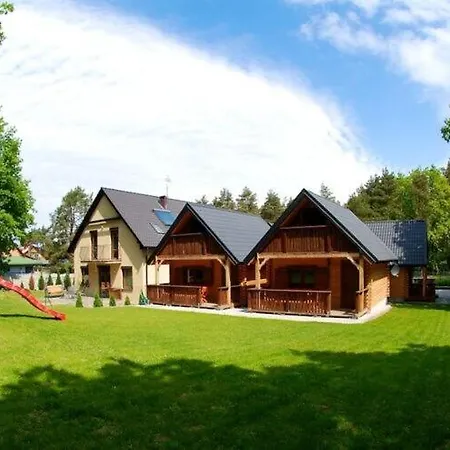 Casa vacanze Cozy With A Huge Garden, Jaros Awiec
